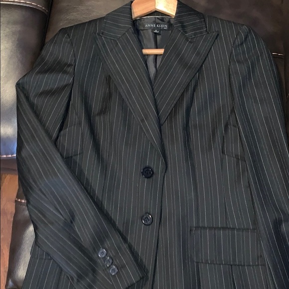 Pant suit - Picture 3 of 4